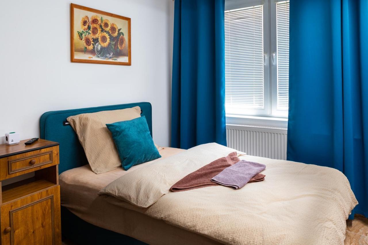 Penzion Rozalia Hotel Kosice Ngoại thất bức ảnh