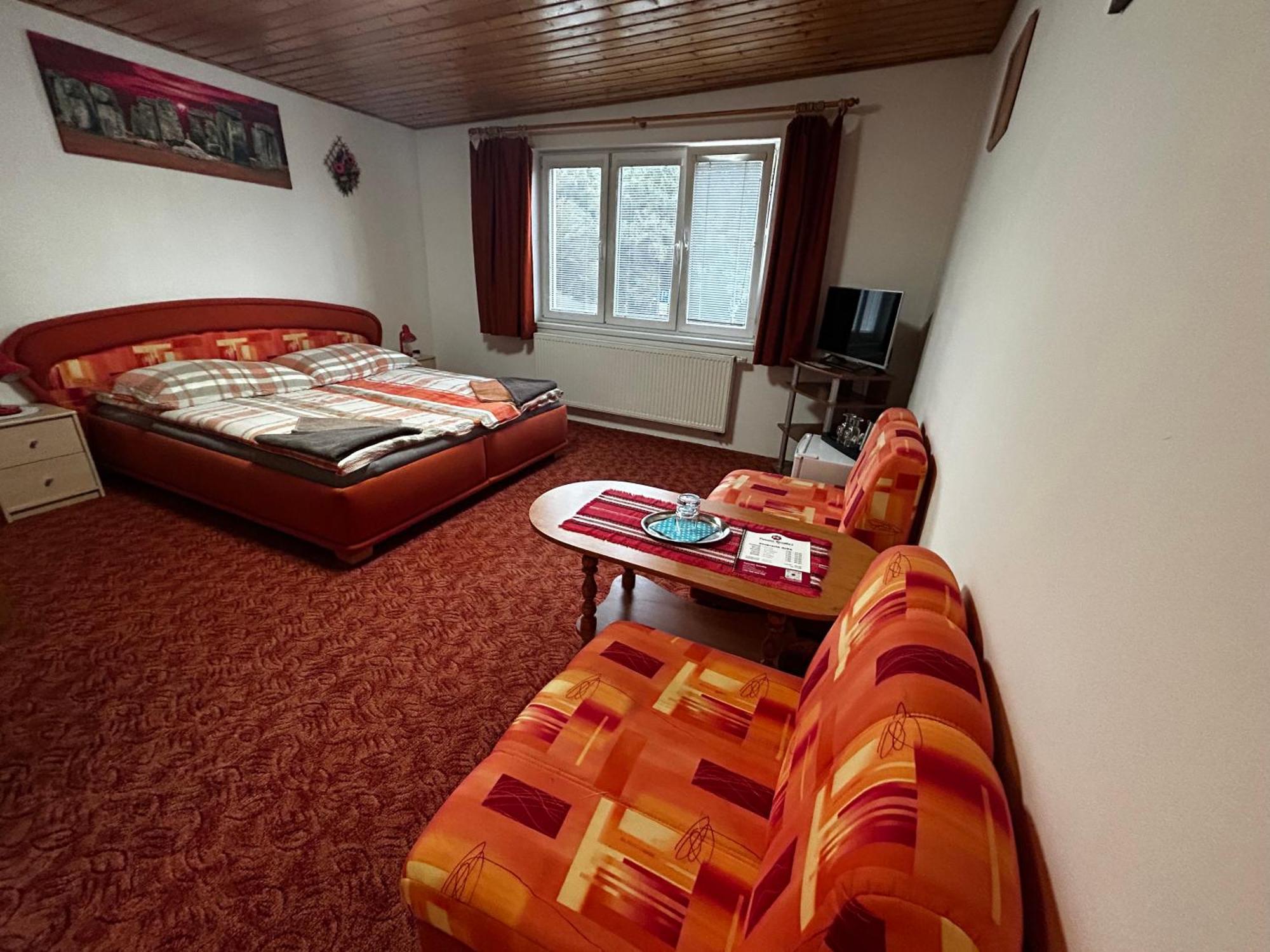 Penzion Rozalia Hotel Kosice Ngoại thất bức ảnh