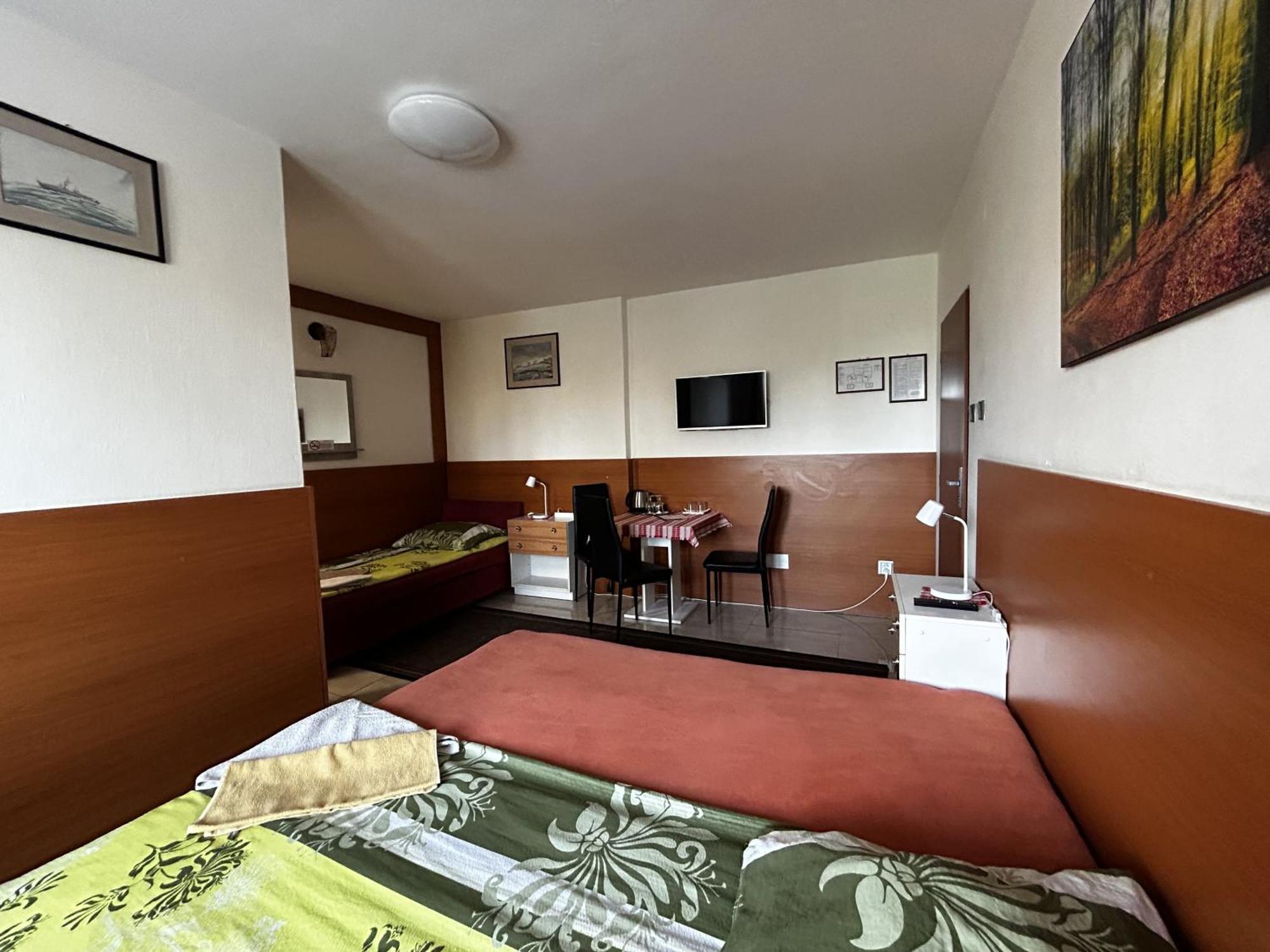 Penzion Rozalia Hotel Kosice Ngoại thất bức ảnh